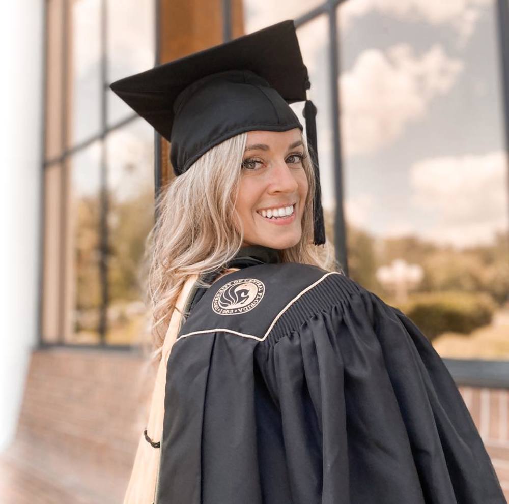 Meet your Posher, Madeleine